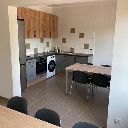 Hostel Przy Stadionie يافوجنا المظهر الخارجي الصورة