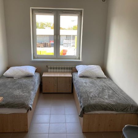 Hostel Przy Stadionie يافوجنا المظهر الخارجي الصورة