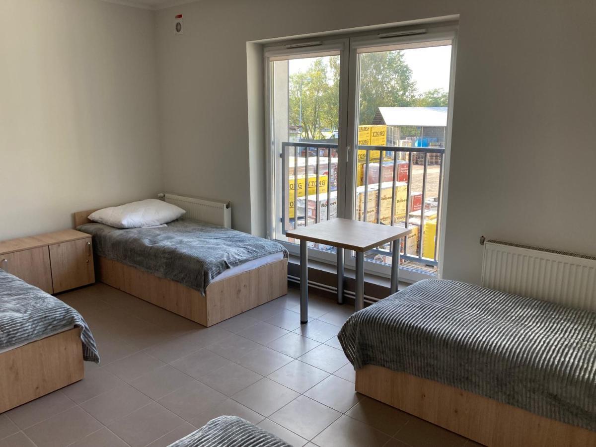 Hostel Przy Stadionie يافوجنا المظهر الخارجي الصورة